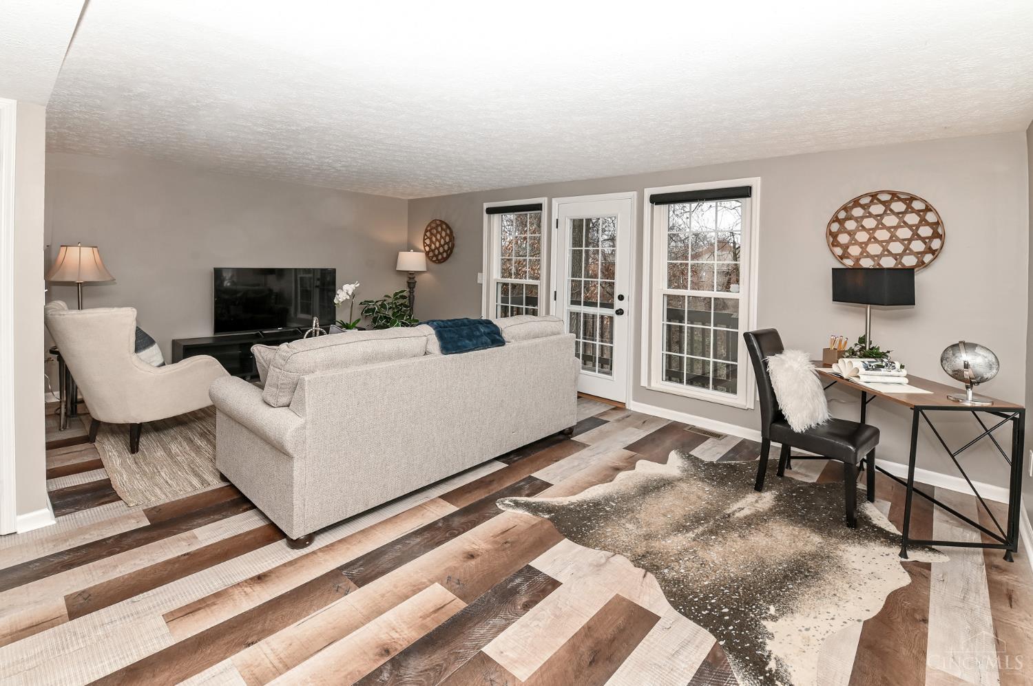 10802 Lakehurst Court 114