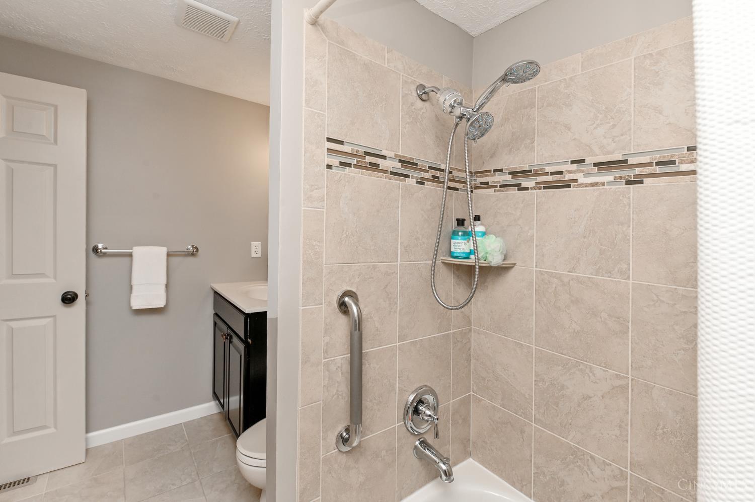 10802 Lakehurst Court 114