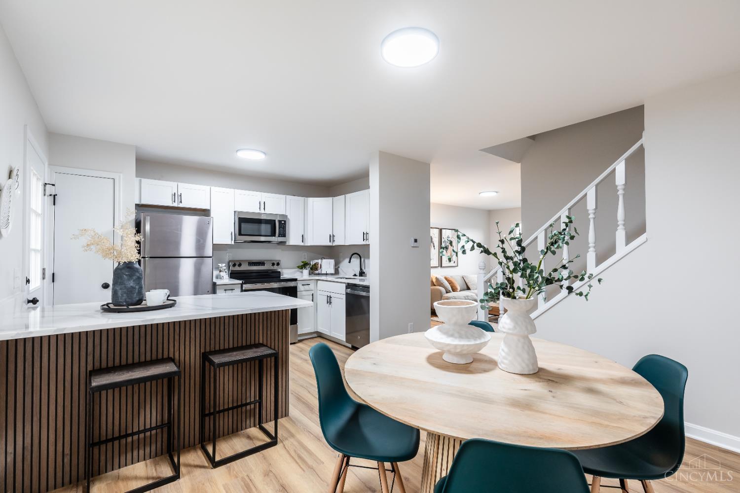 951 Villa View Court