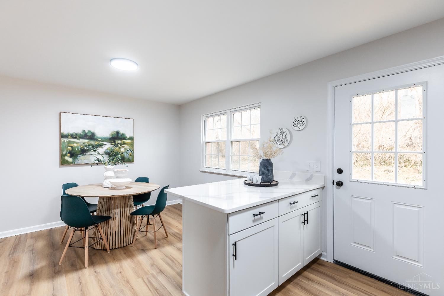 951 Villa View Court