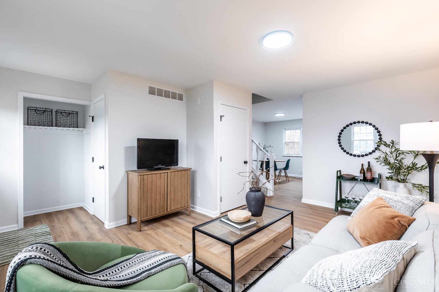 951 Villa View Court