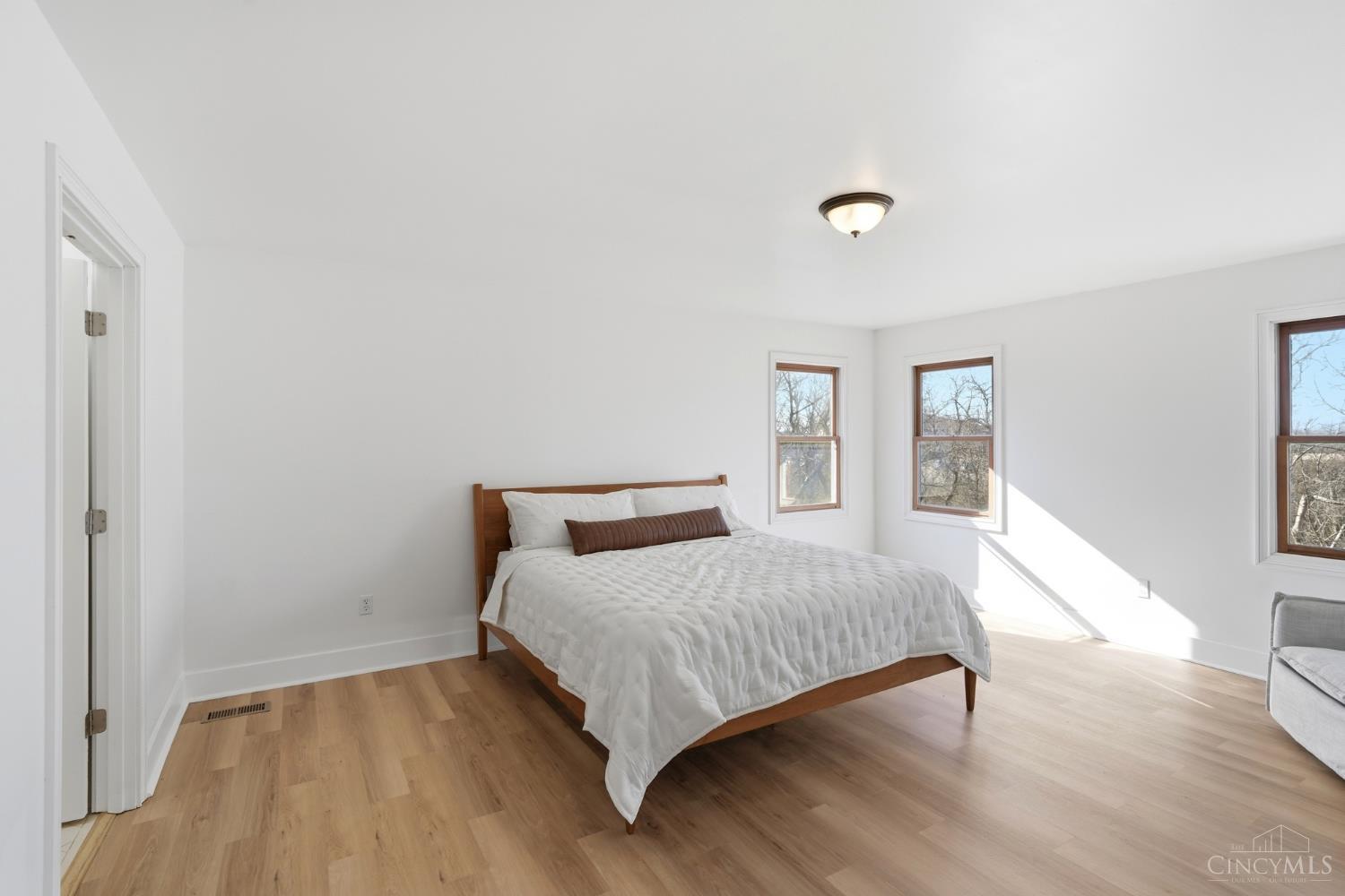 7395 Wethersfield Drive