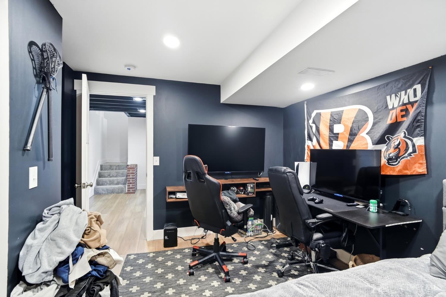 7395 Wethersfield Drive