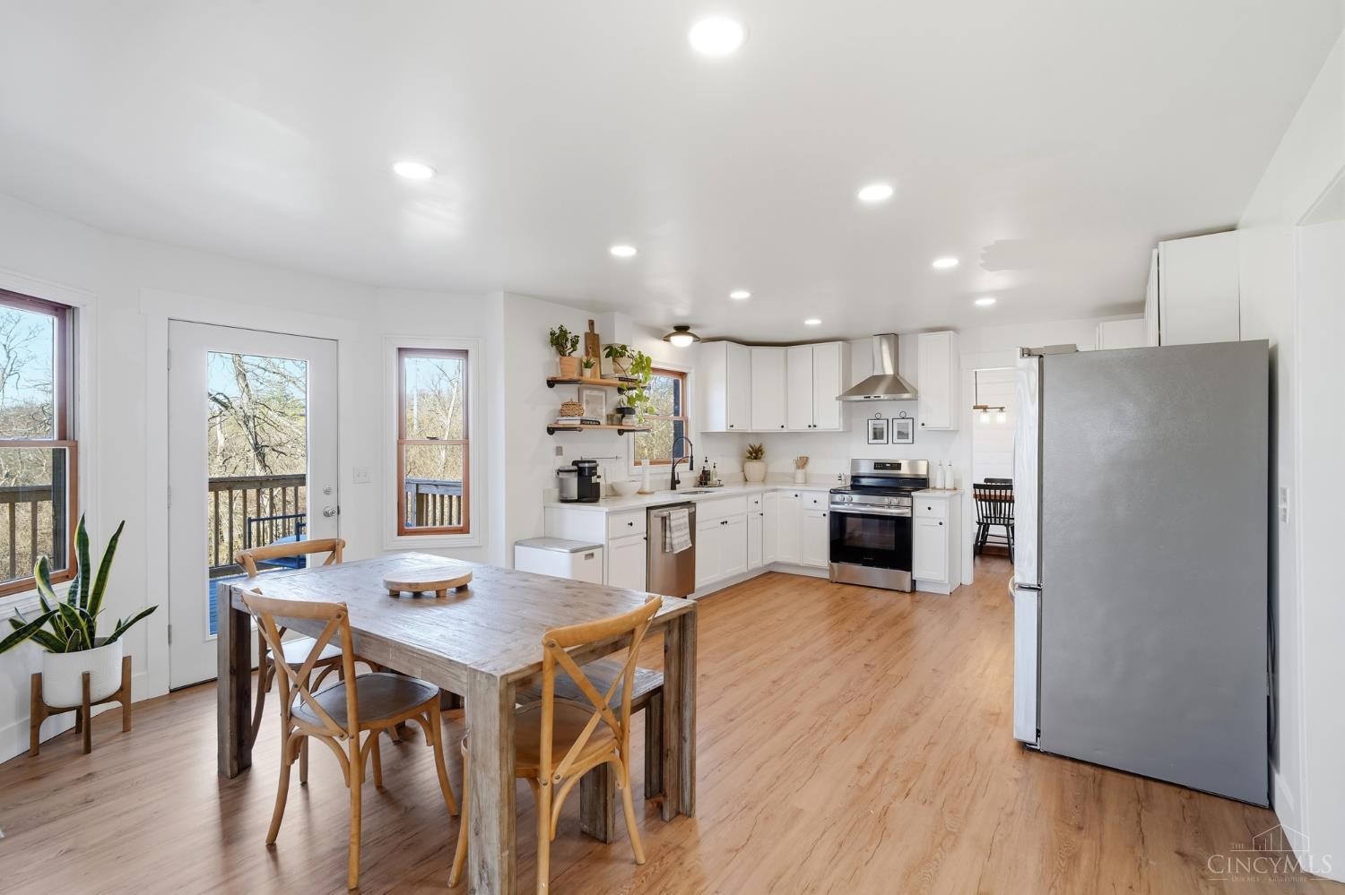 7395 Wethersfield Drive