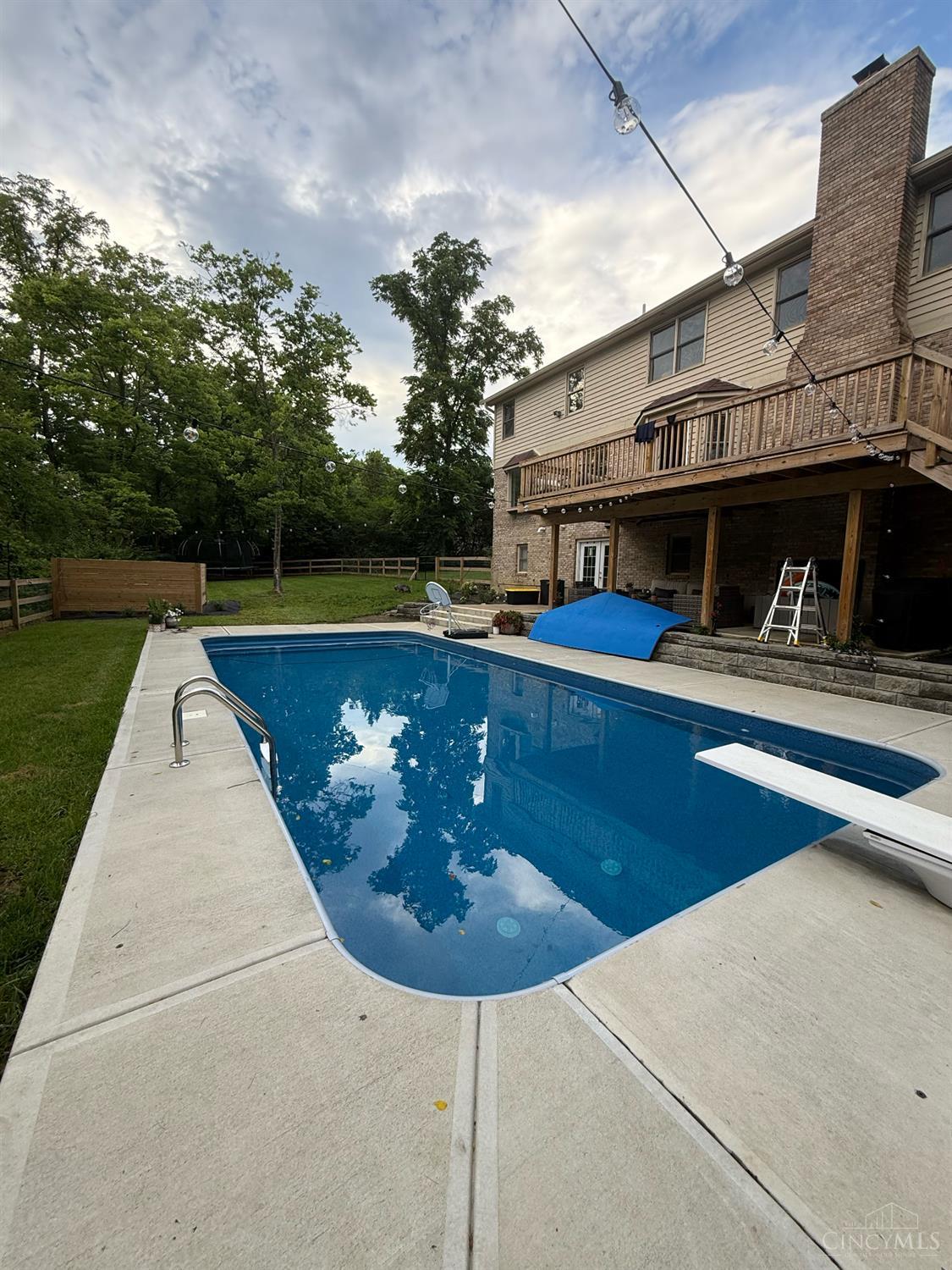 7395 Wethersfield Drive