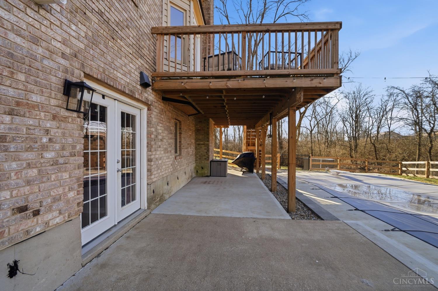 7395 Wethersfield Drive