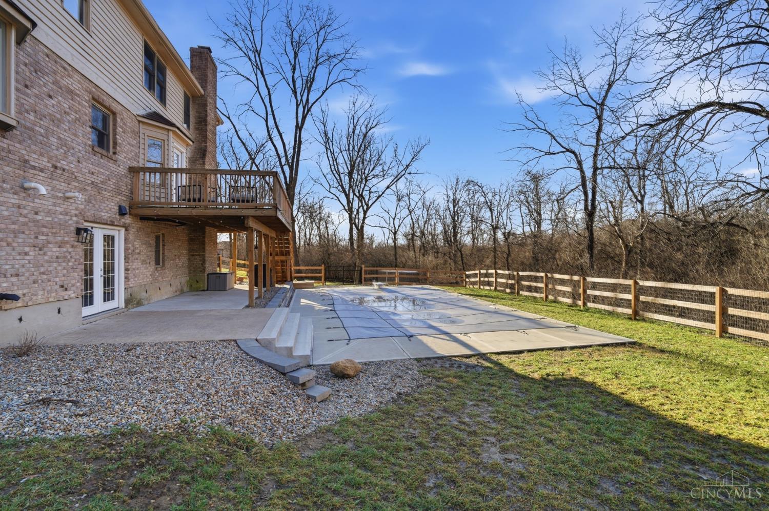 7395 Wethersfield Drive