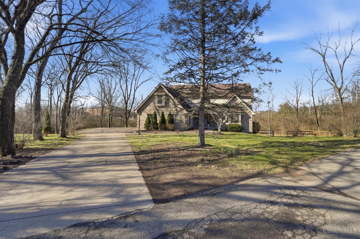 7395 Wethersfield Drive