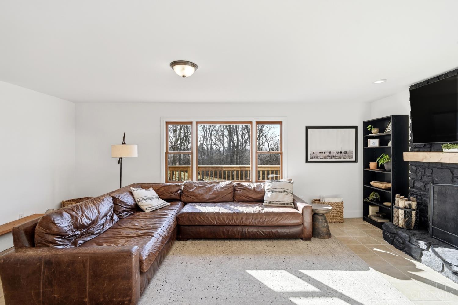 7395 Wethersfield Drive