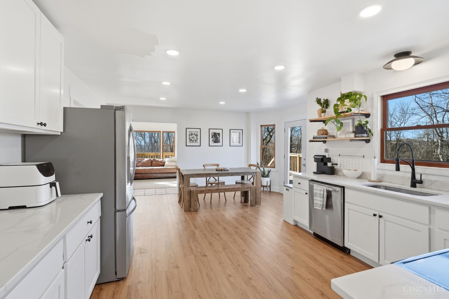 7395 Wethersfield Drive