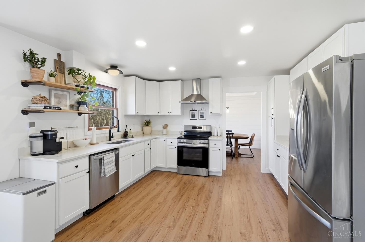 7395 Wethersfield Drive