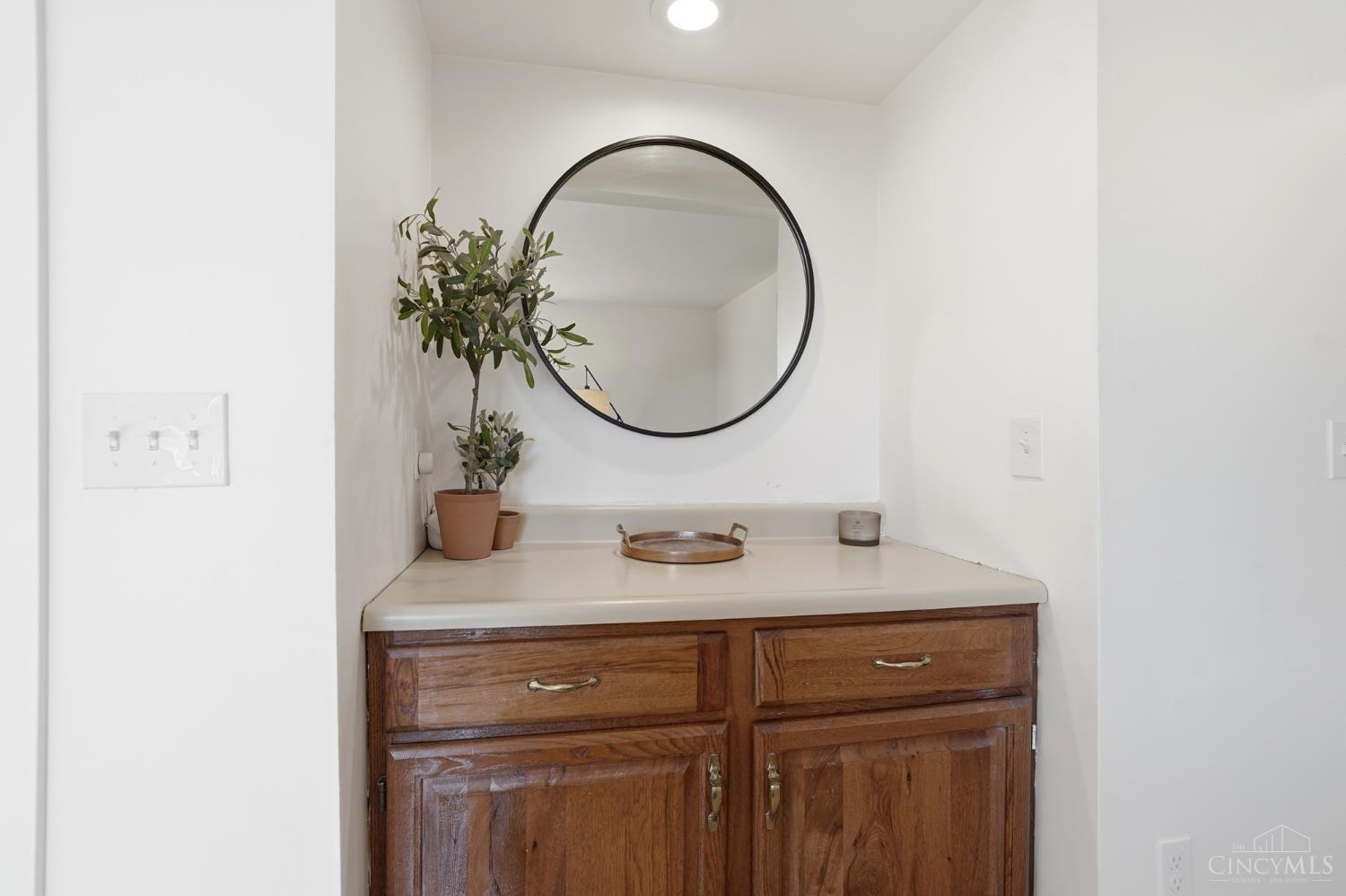 7395 Wethersfield Drive