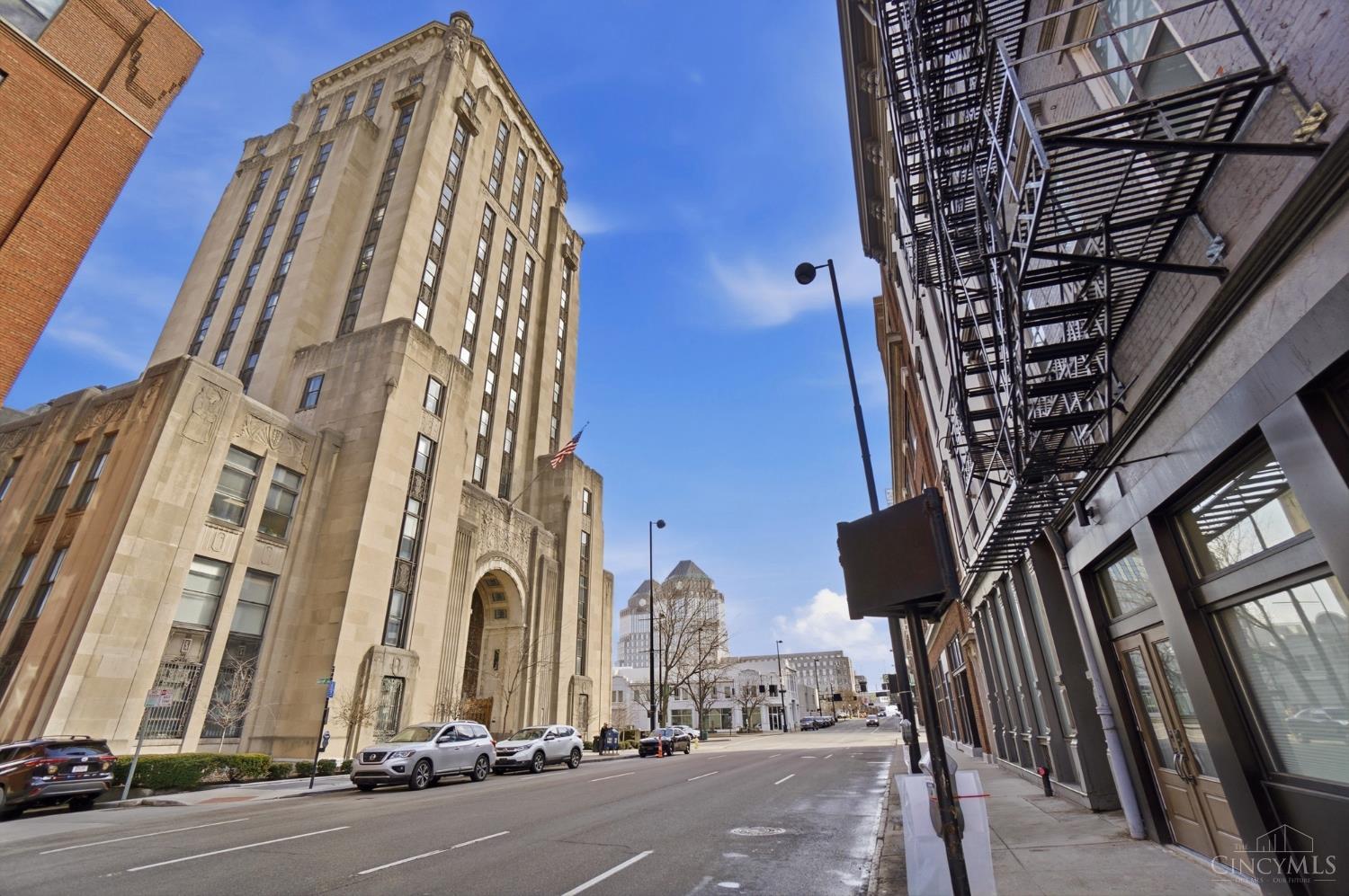 813 Broadway Street 404