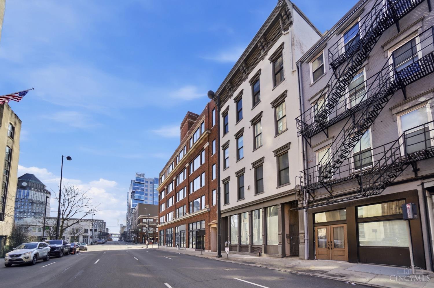 813 Broadway Street 404
