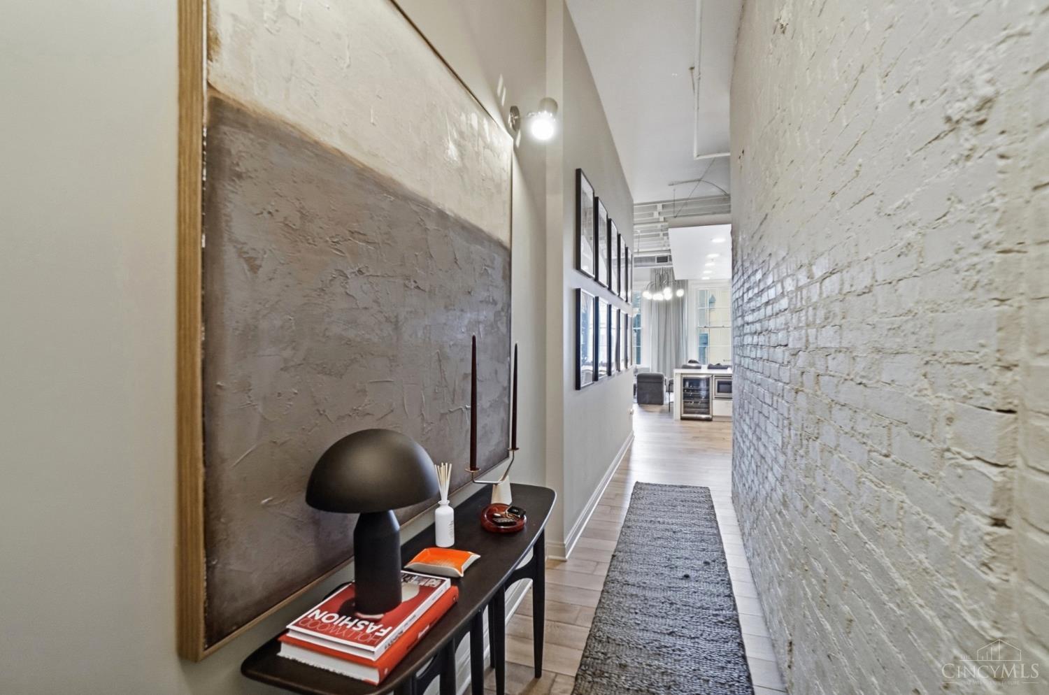 813 Broadway Street 404