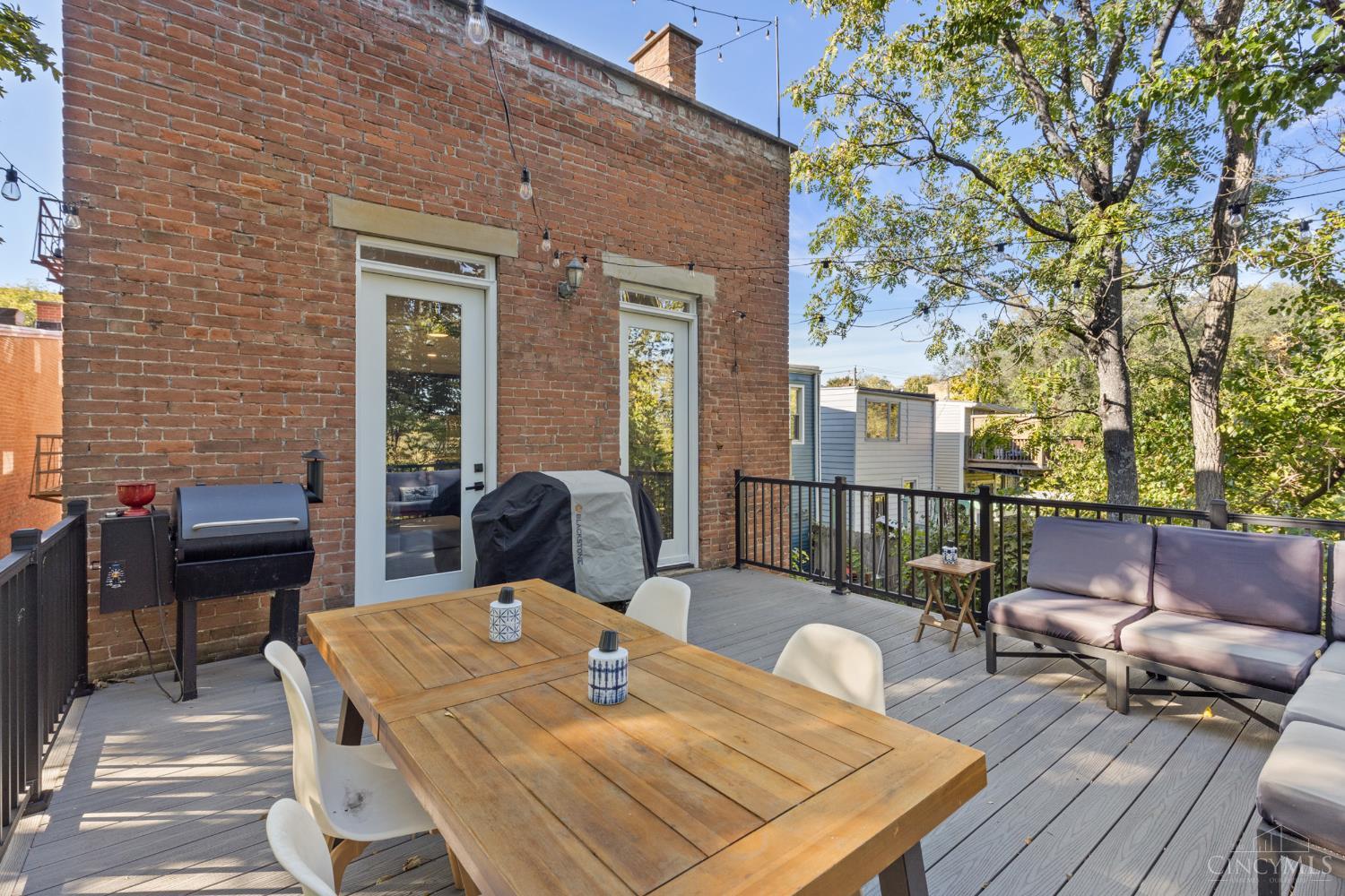 1716 Highland Avenue 2
