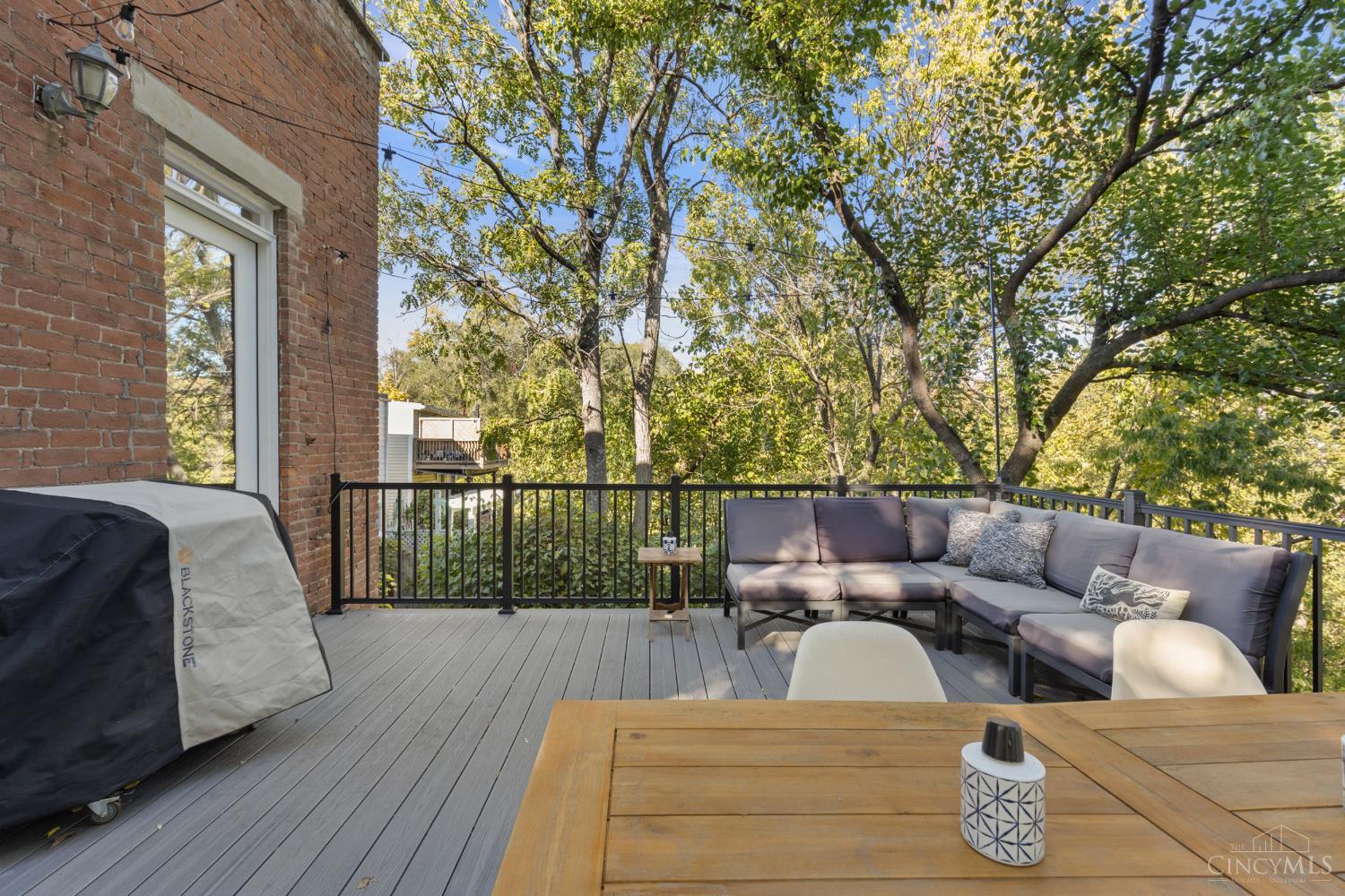 1716 Highland Avenue 2