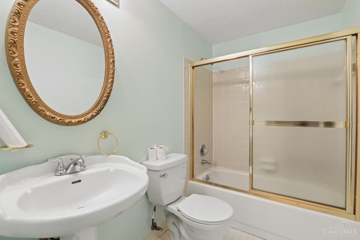 1410 Lela Lane