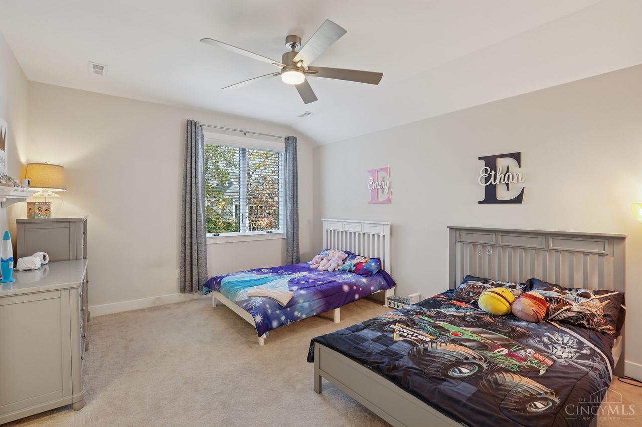 5673 Melbury Court