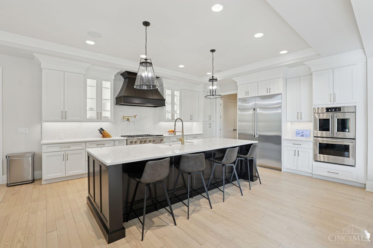 5673 Melbury Court