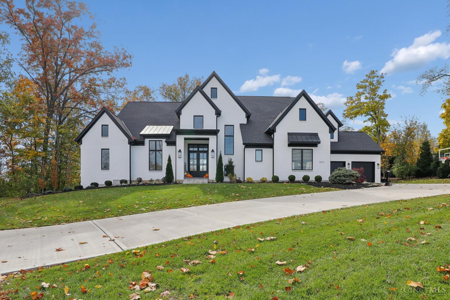 5673 Melbury Court