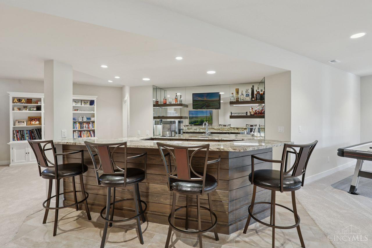 5673 Melbury Court