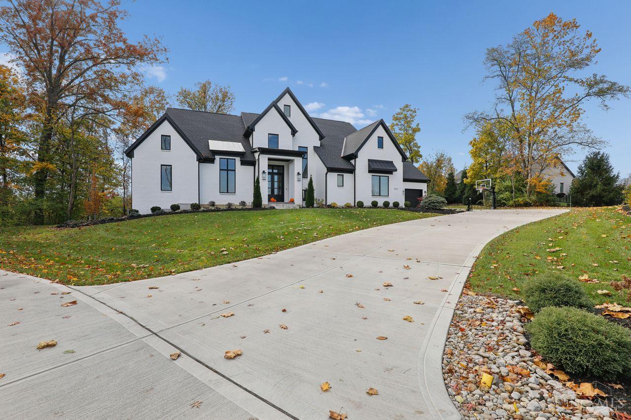 5673 Melbury Court