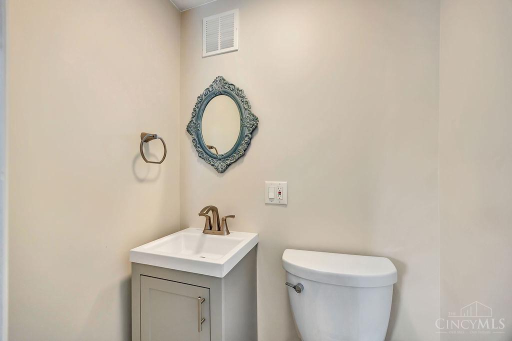 3264 Ashwood Drive