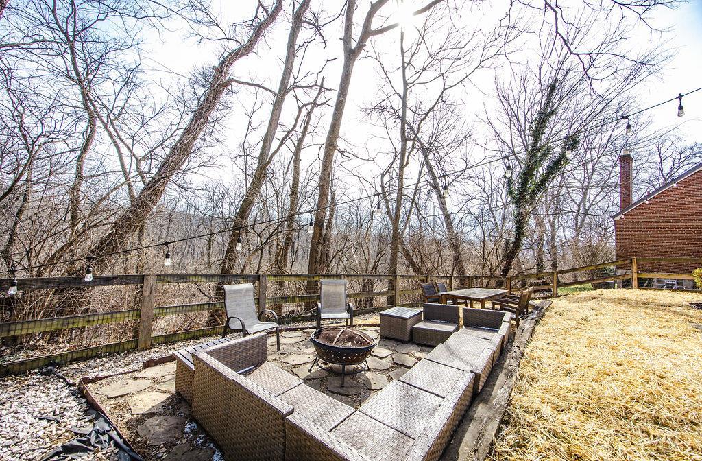 3264 Ashwood Drive