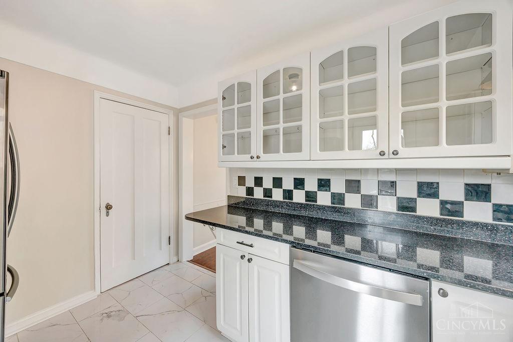 3264 Ashwood Drive