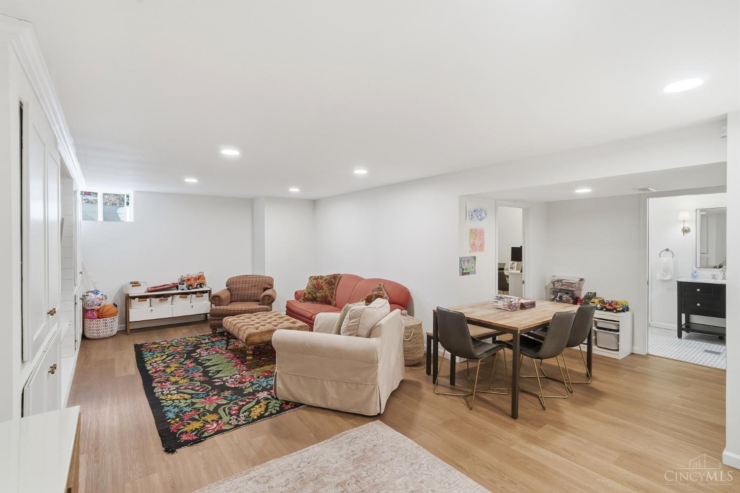 6710 Miami Bluff Drive