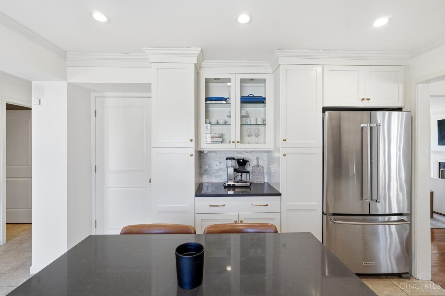 6710 Miami Bluff Drive