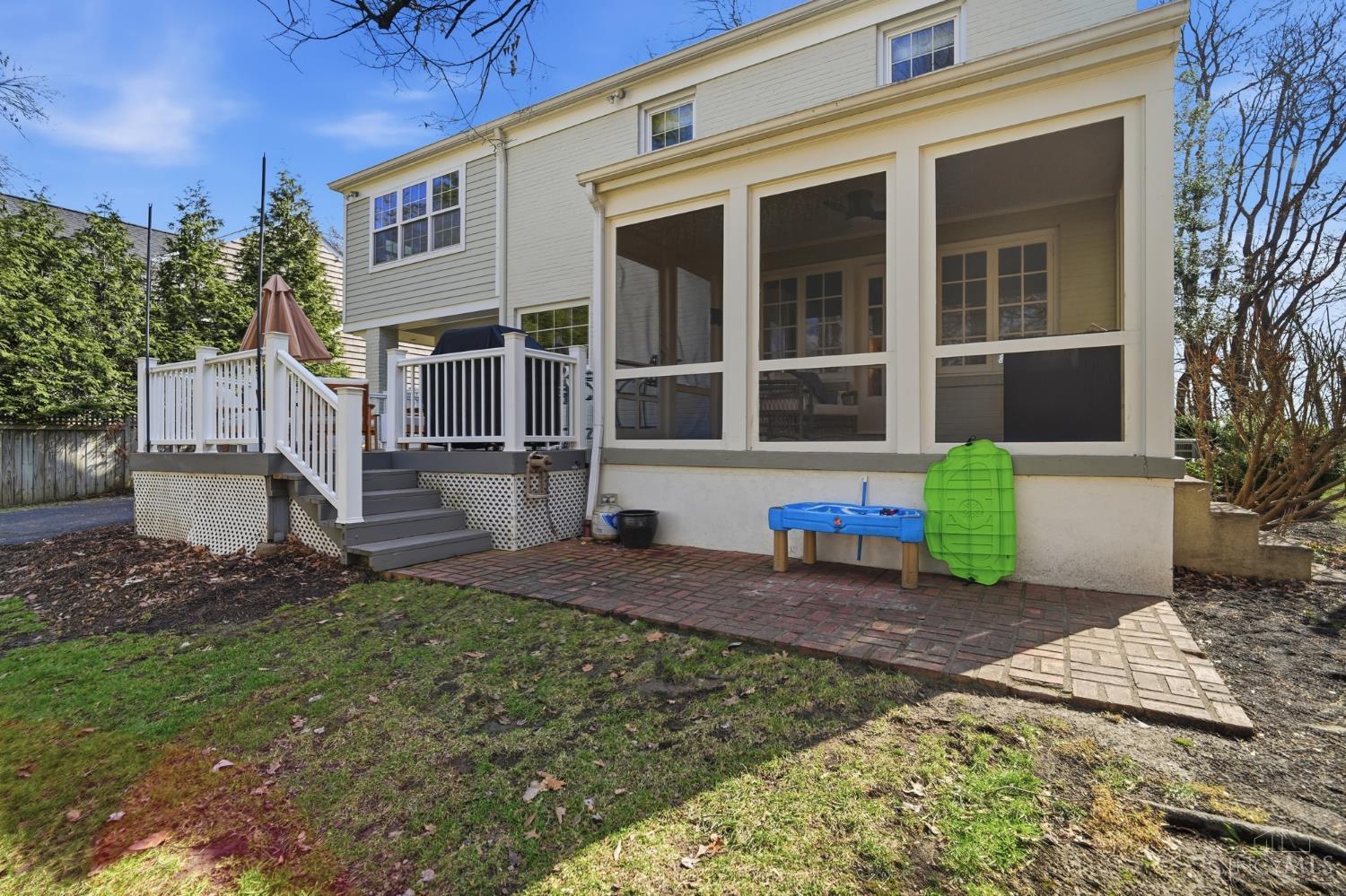 6710 Miami Bluff Drive