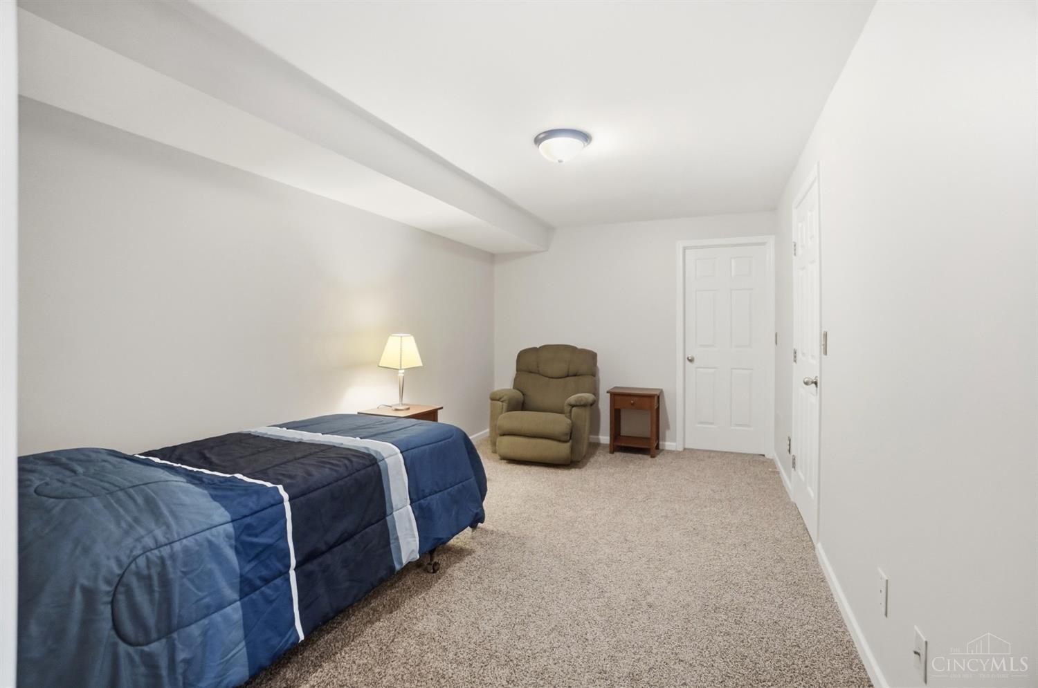 7119 White Oak Court