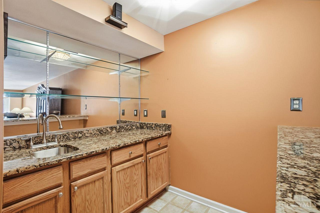 7119 White Oak Court