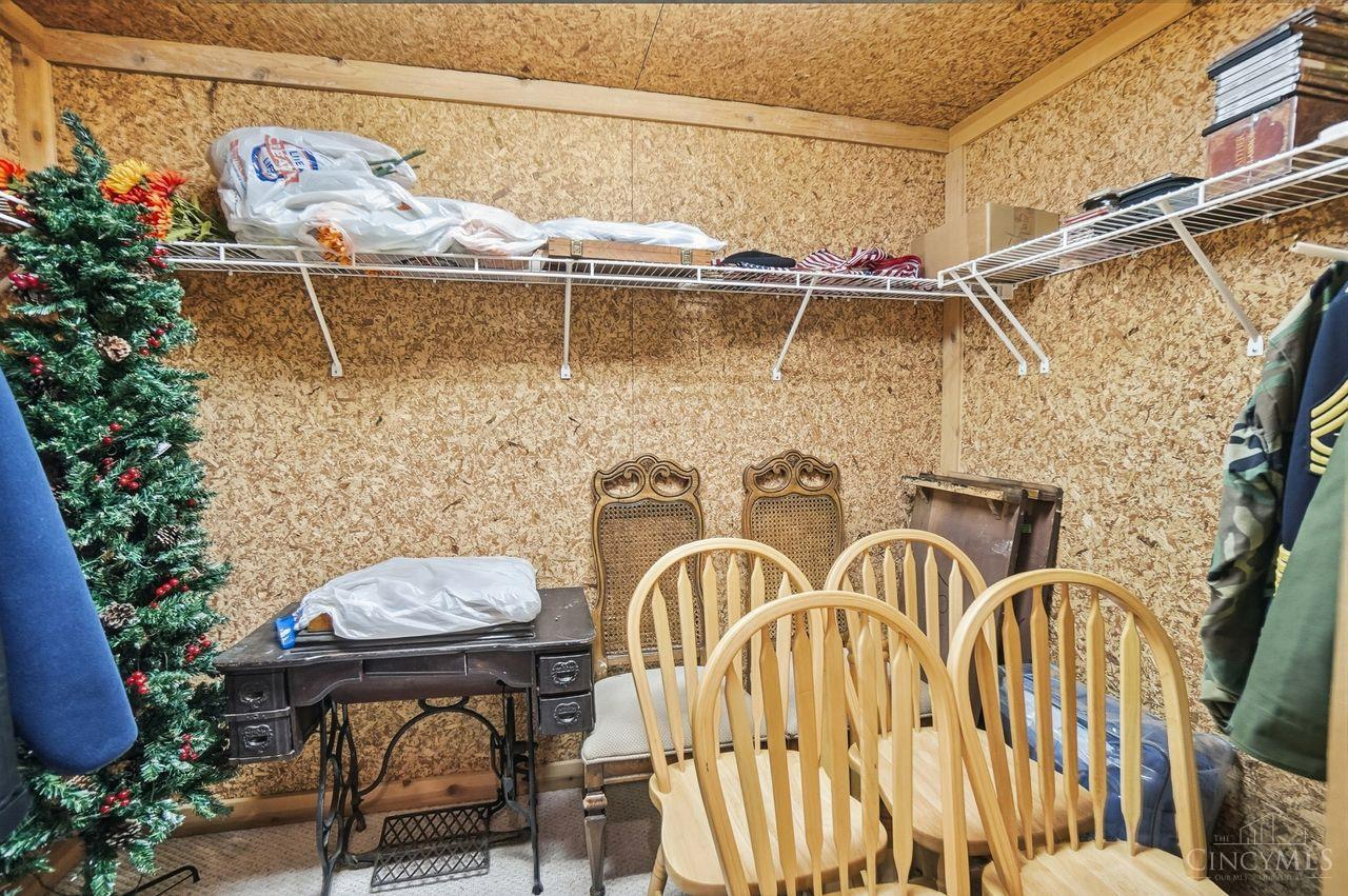 7119 White Oak Court