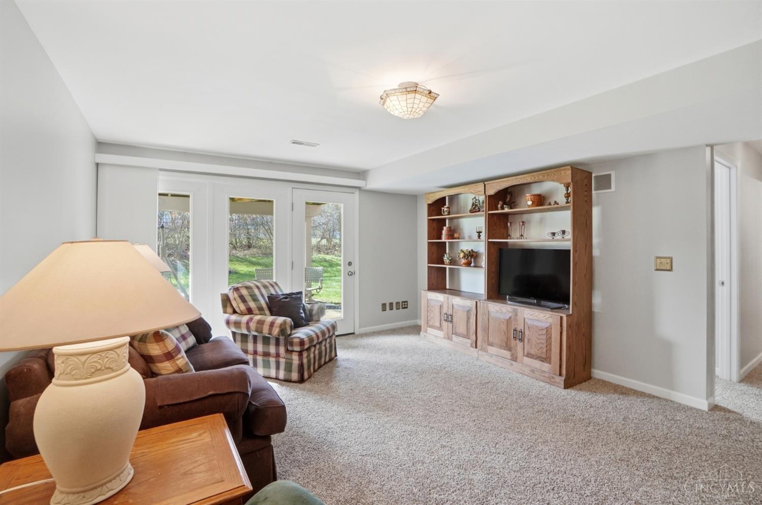 7119 White Oak Court