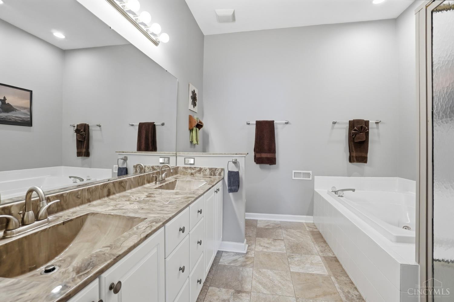 7119 White Oak Court