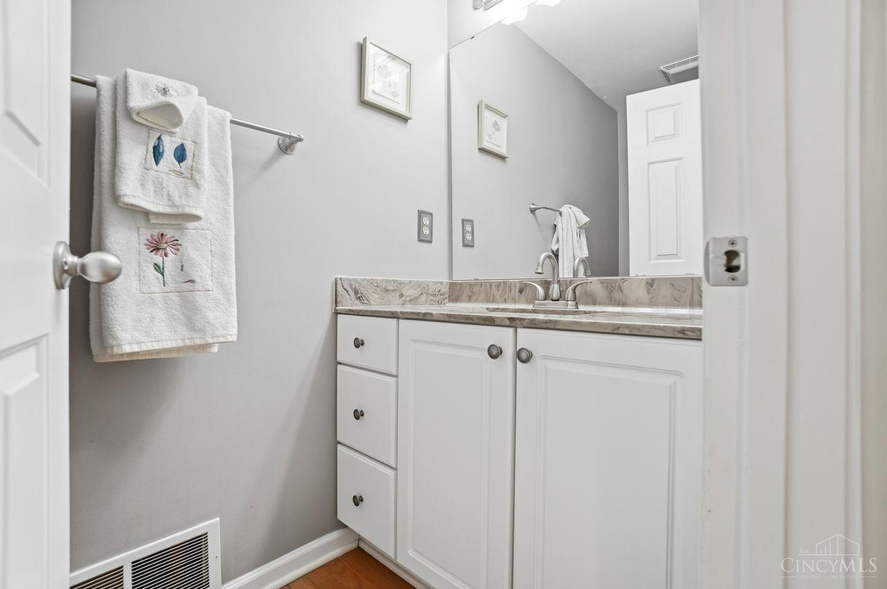 7119 White Oak Court