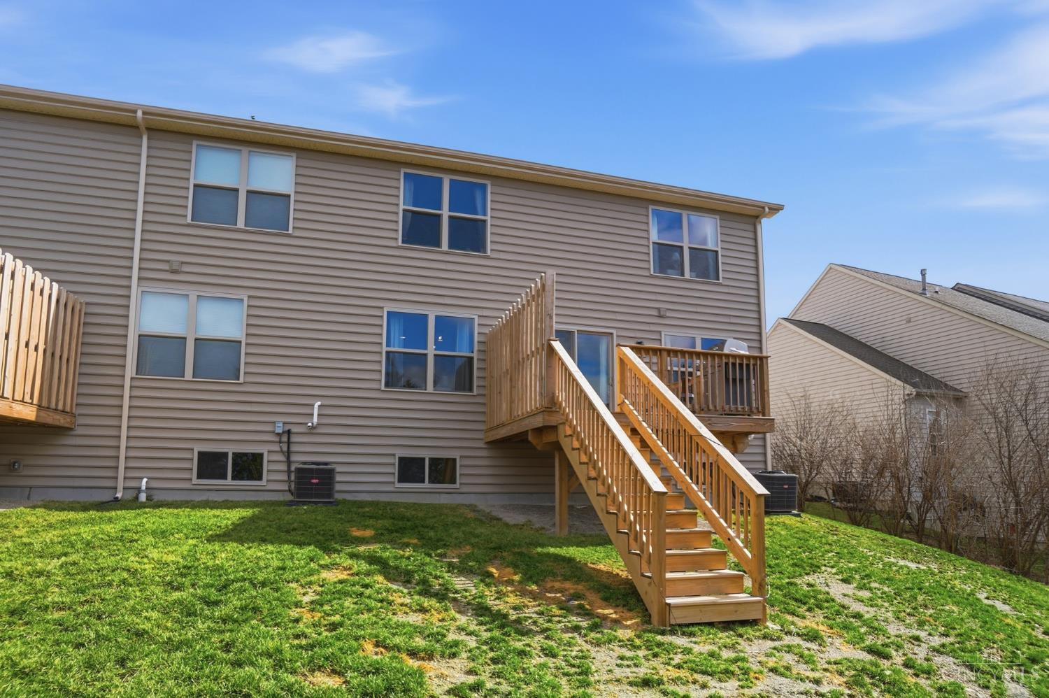 2203 Cobblestone Court