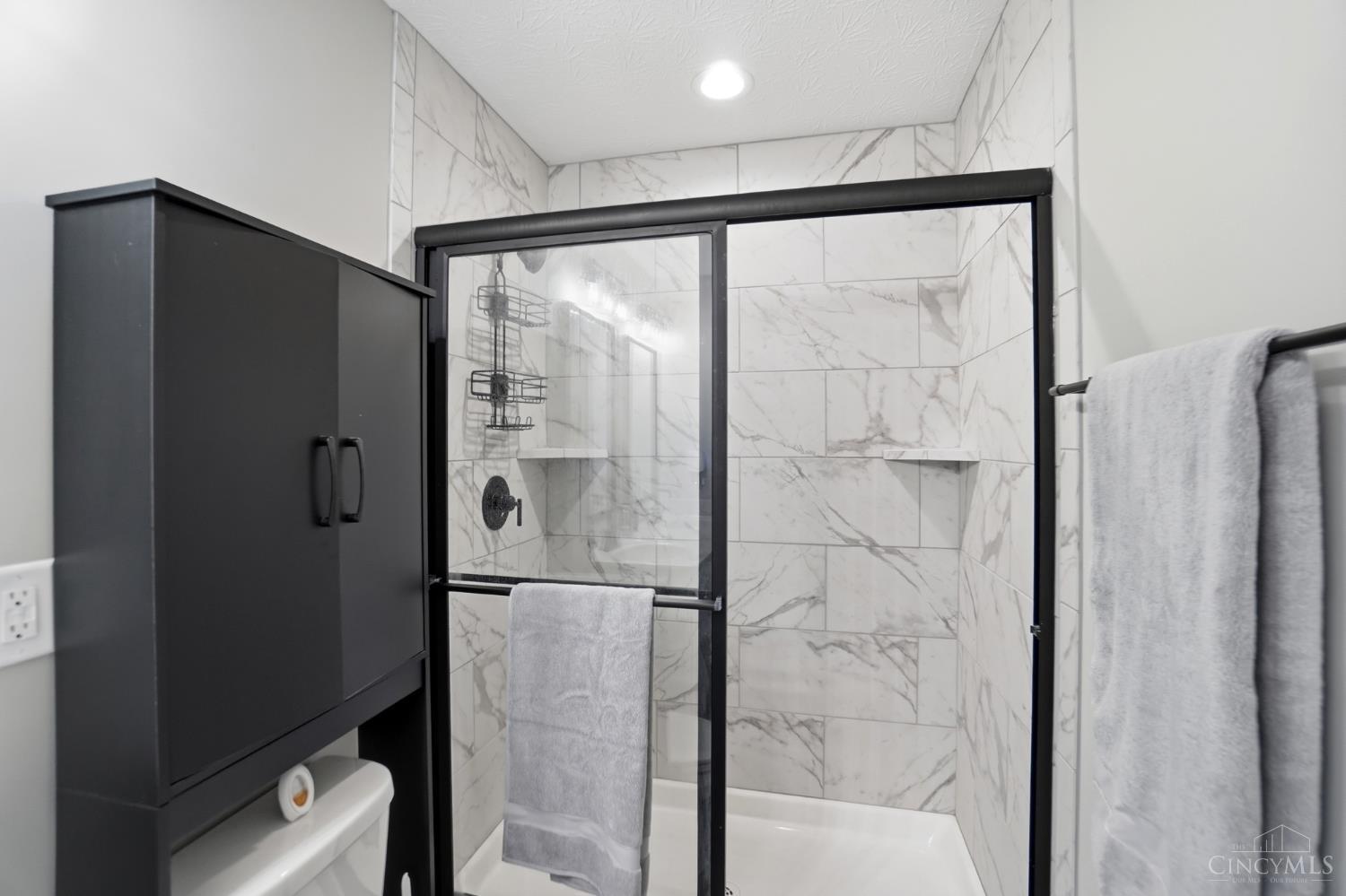 2203 Cobblestone Court