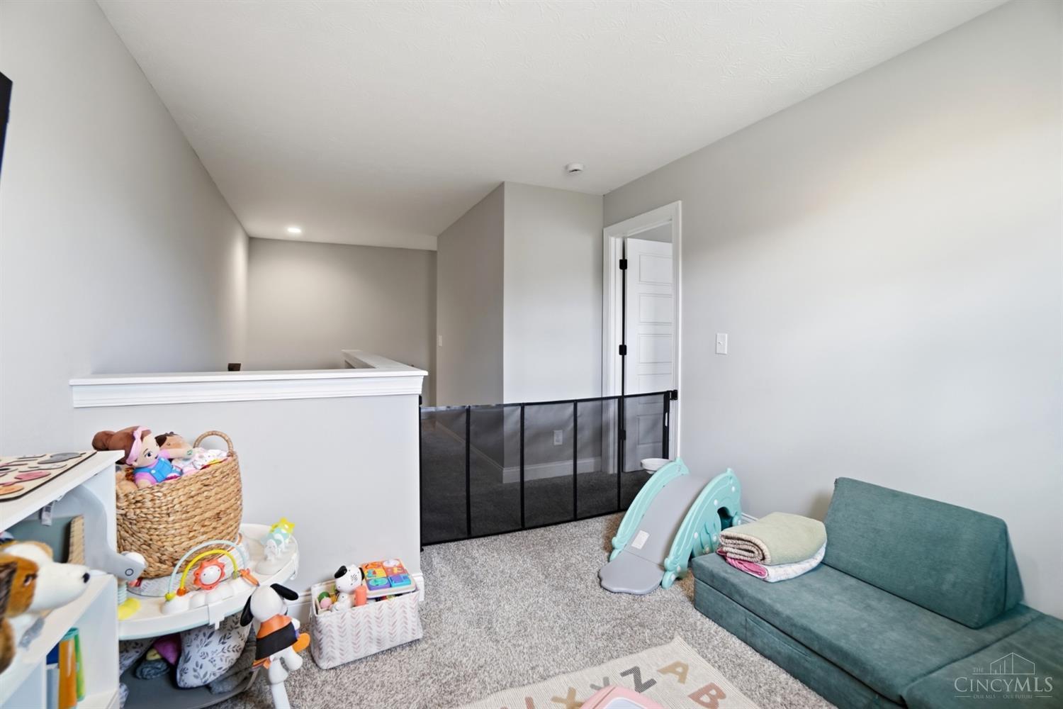 2203 Cobblestone Court