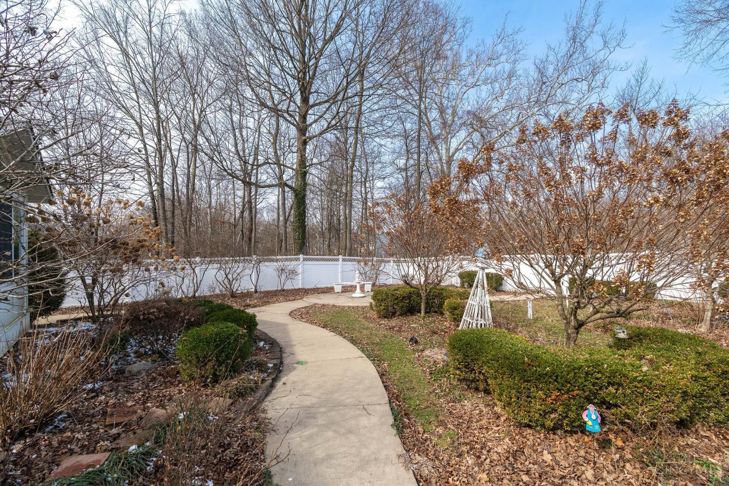 8372 Benton Ridge Lane