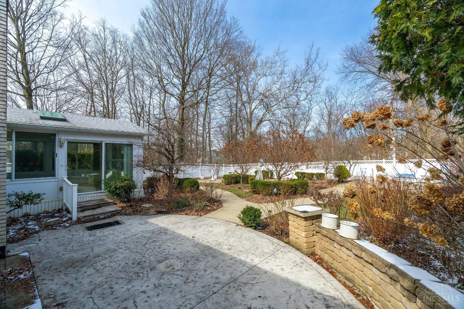 8372 Benton Ridge Lane