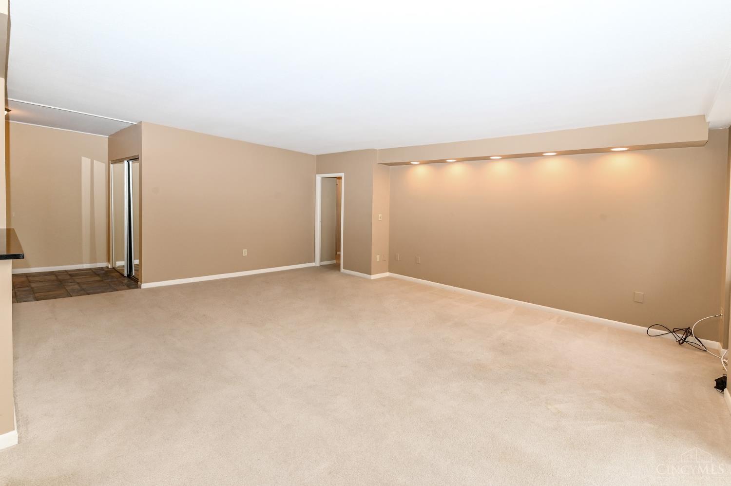 2444 Madison Road 1409