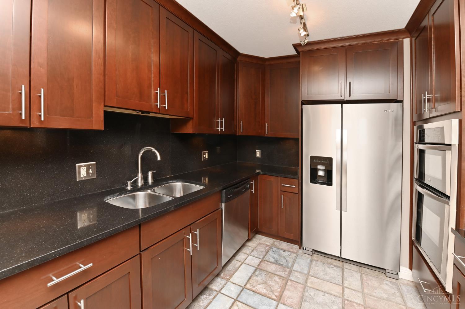 2444 Madison Road 1409