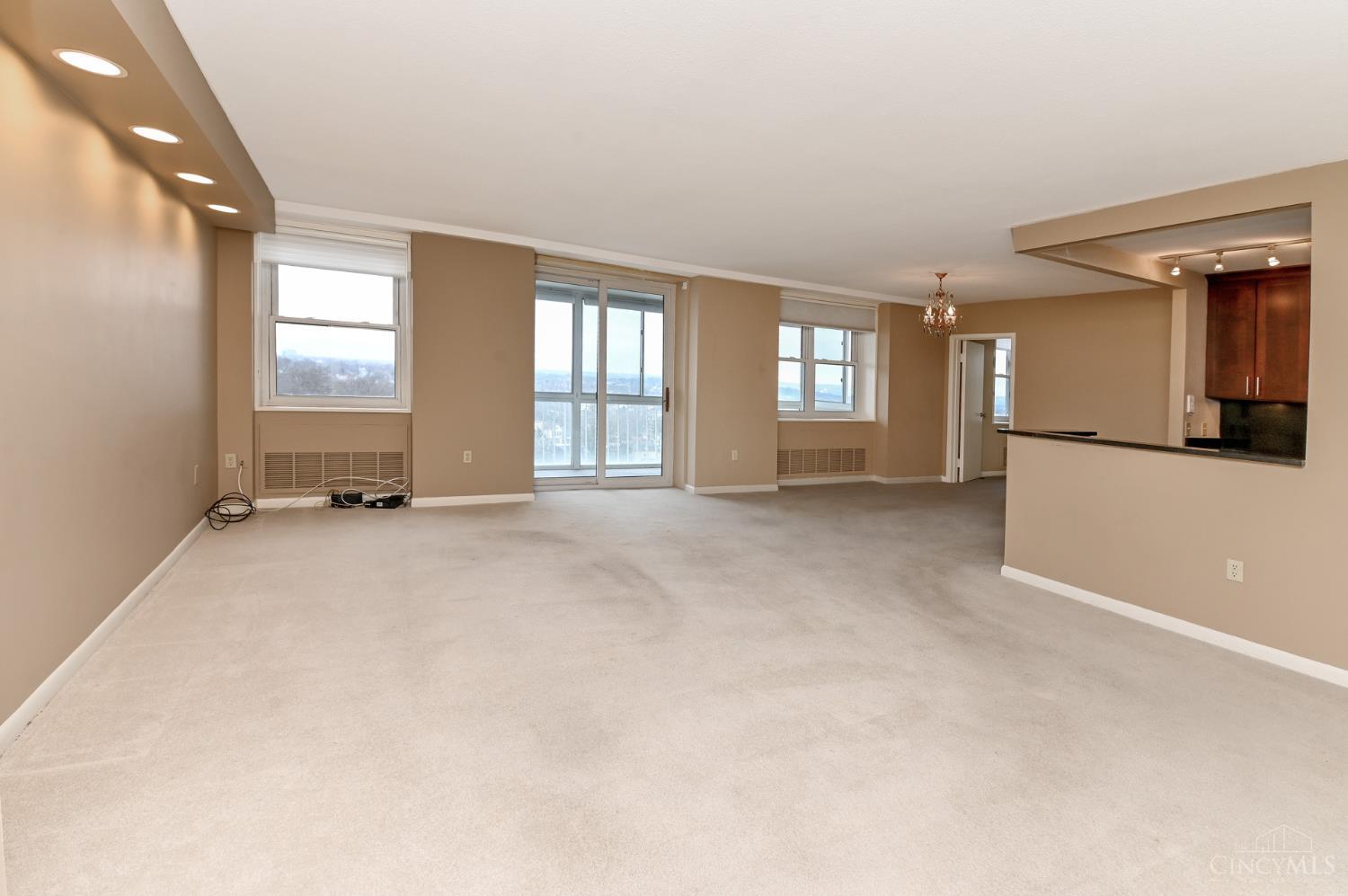 2444 Madison Road 1409