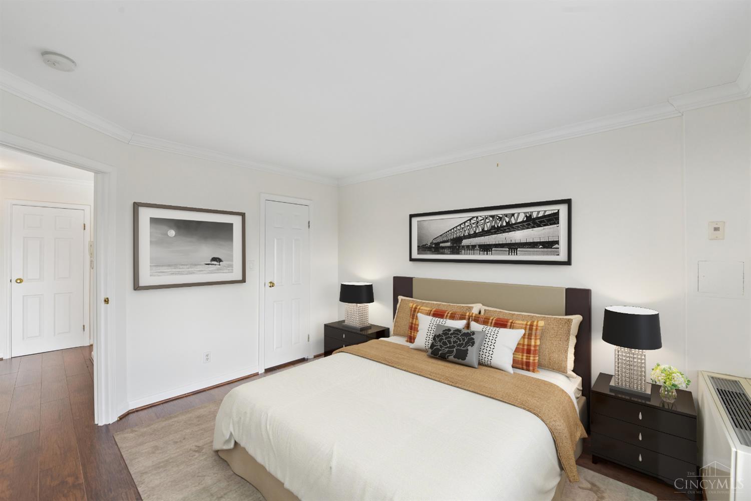 2200 Victory Parkway 806