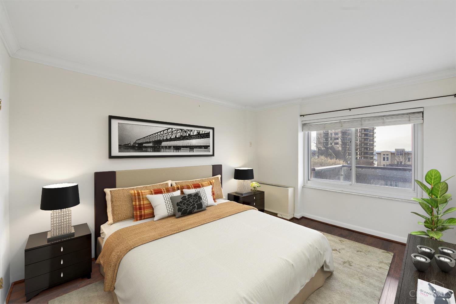 2200 Victory Parkway 806