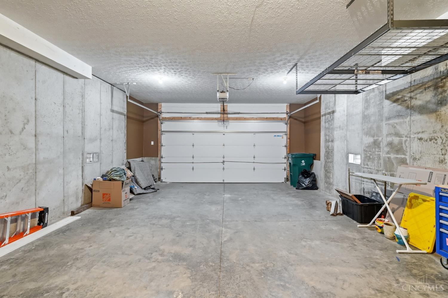 3003 Riverside Drive